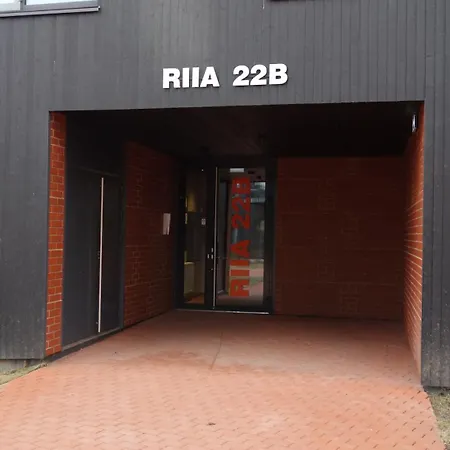 Korter Riia 22b *